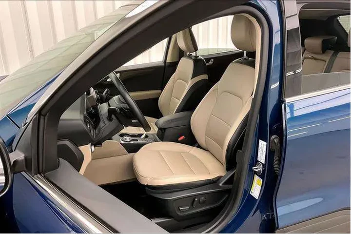 $16490 : Ford Escape 2020 AWD Titaniu image 8