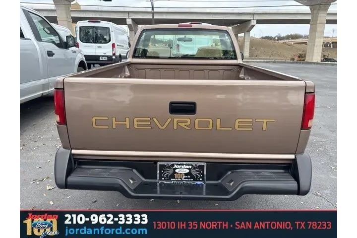 $13995 : Chevrolet S-10 1996 2dr LS S image 6