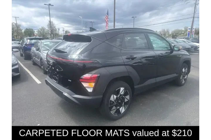 $23495 : Hyundai KONA 2024 AWD SEL 4d image 4