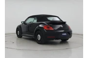 $19998 : Volkswagen Beetle Convertibl thumbnail