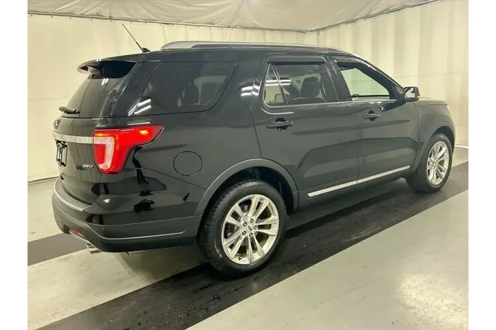 $17999 : Ford Explorer 2018 AWD XLT 4 image 2