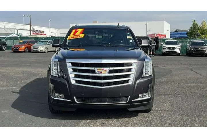$30984 : Cadillac Escalade 2017 4x4 P image 2