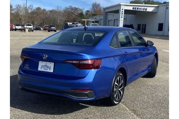 $16990 : Volkswagen Jetta 2024 S 4dr image 7