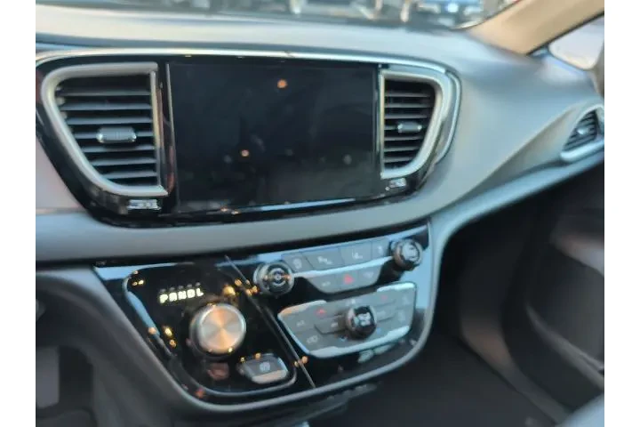 $27453 : Chrysler Pacifica 2025 Selec image 7