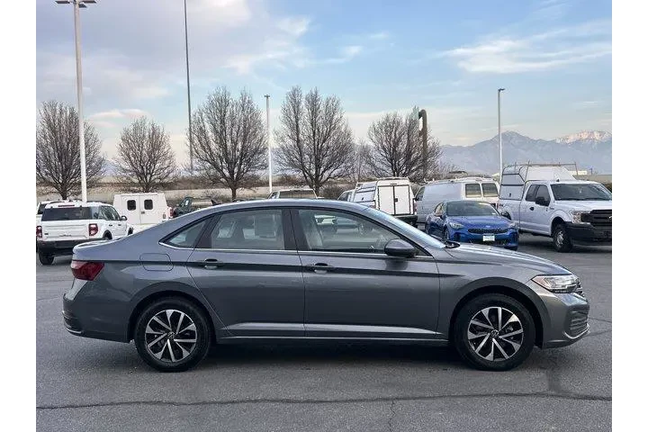 $15000 : Volkswagen Jetta 2023 S 4dr image 5