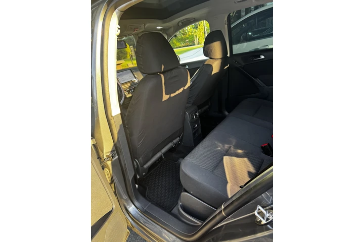 $7000 : Volkswagen Tiguan 2012 image 4