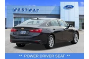 $15994 : Chevrolet Malibu 2023 LT 4dr thumbnail