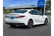 $33499 : Toyota Camry 2026 XLE 4dr Se thumbnail