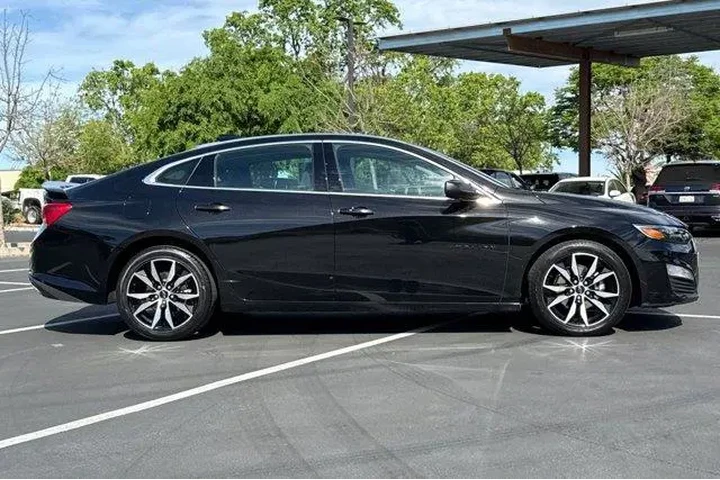 $20562 : Chevrolet Malibu 2025 RS 4dr image 10