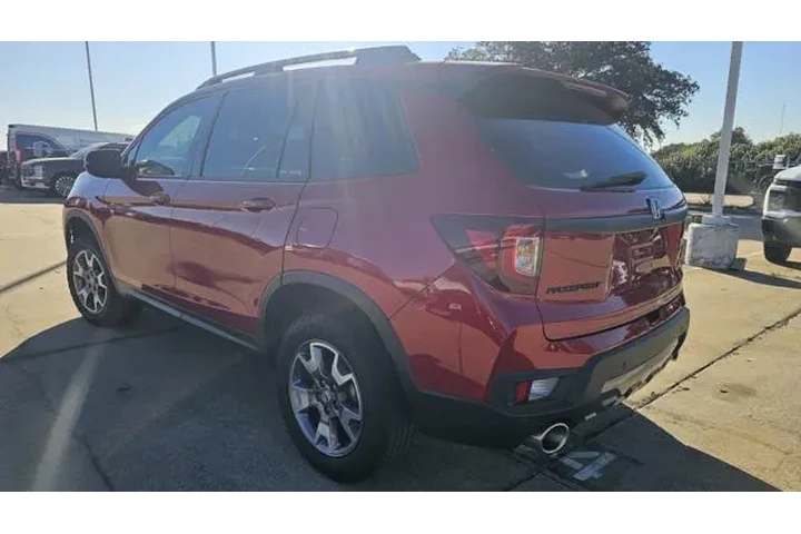 $32991 : Honda Passport 2023 AWD Trai image 2