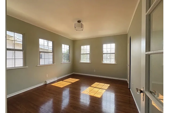 $2500 : Special Home… image 4