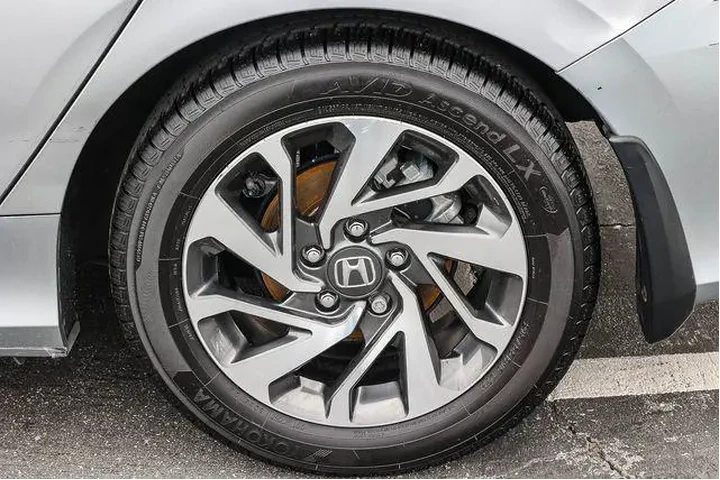 $16498 : Honda Civic 2017 EX 4dr Seda image 8