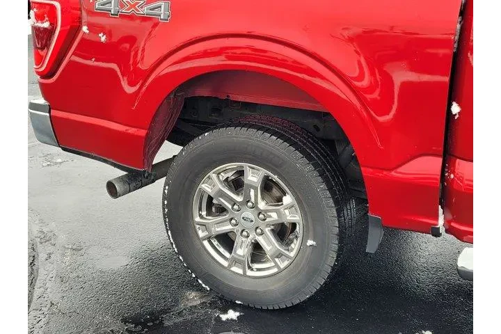 $33195 : Ford F-150 2021 4x4 XLT 4dr image 9