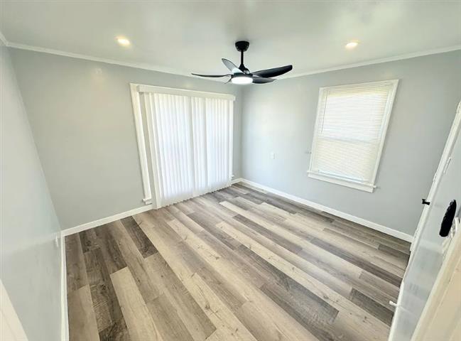 $2450 : 3 Bedroom House In VAN NESS image 5