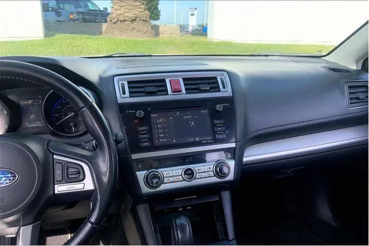 $11985 : Subaru Legacy 2016 AWD 2.5i image 6