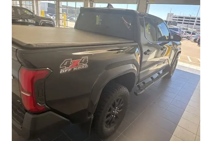 $32696 : Toyota Tacoma 2024 4x2 SR 4d image 10