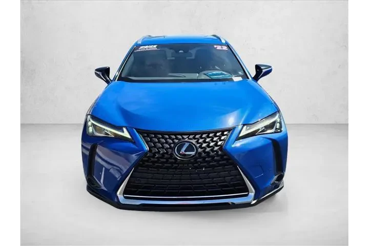 $26991 : Lexus UX 200 2022 4dr Crosso image 2