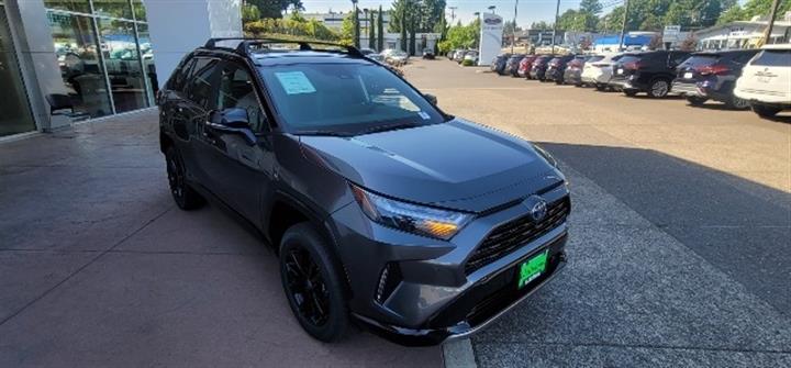 $42499 : 2024 RAV4 Hybrid XSE image 8