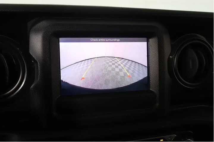 $25499 : Jeep Wrangler Unlimited 2021 image 6