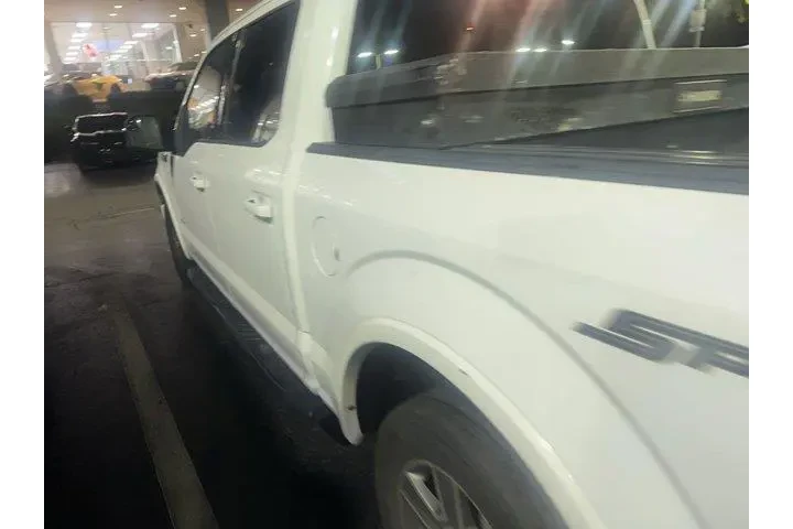 $10991 : Ford F-150 2016 4x2 Lariat 4 image 4