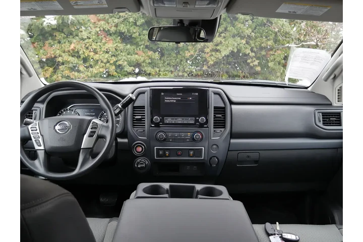 $28986 : Nissan Titan 2021 4x4 S 4dr image 9