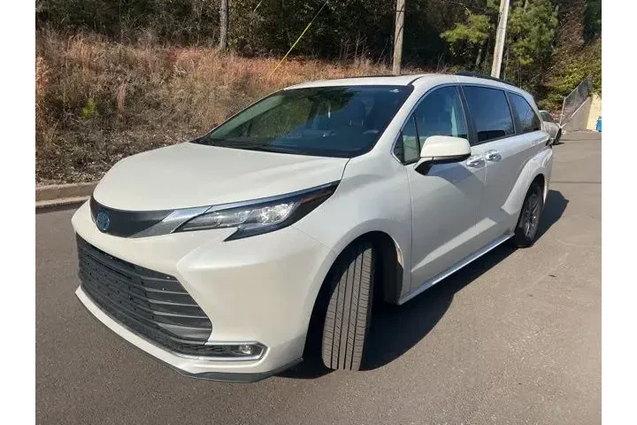$37999 : Toyota Sienna 2022 XLE 8-Pas image 3