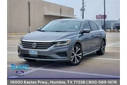 Volkswagen Passat 2021 SE 4d