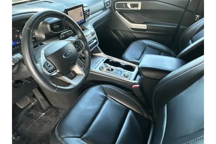 $30945 : Ford Explorer 2023 AWD XLT 4 image 10