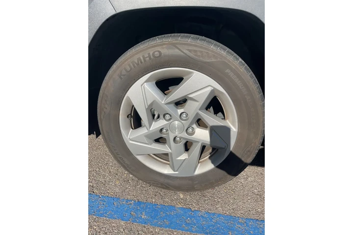 $21900 : Hyundai KONA 2024 SE 4dr Cro image 10