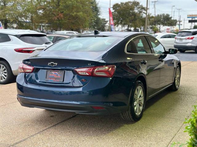 $17499 : 2019 Malibu LT image 9