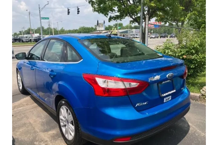 $6250 : 2012 Focus SEL image 3