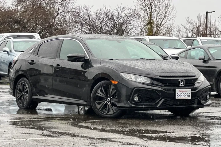 $17400 : Honda Civic 2018 EX 4dr Hatc image 2