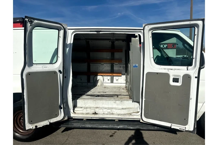 $5980 : 2007 Econoline Cargo Van E-25 image 10