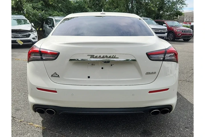$24899 : Maserati Ghibli 2021 4dr Sed image 4