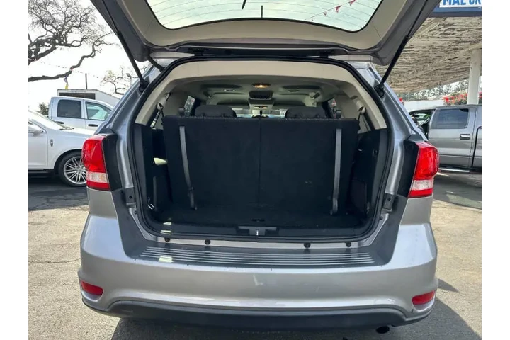 2018 Journey SXT image 7