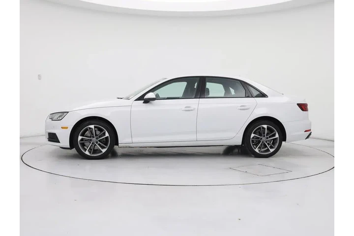 $20998 : Audi A4 2019 Titanium 40 TFS image 3