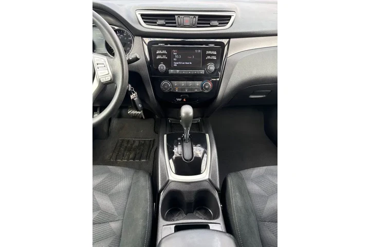 $11495 : 2016 Rogue S image 9