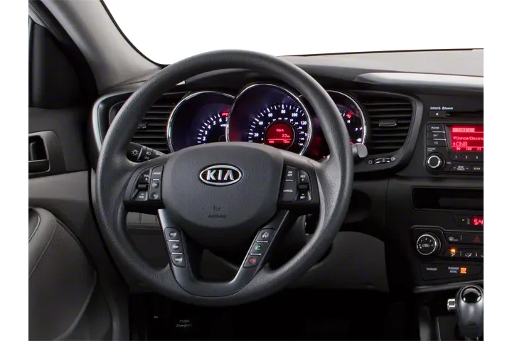 $9984 : 2012 Optima LX image 4