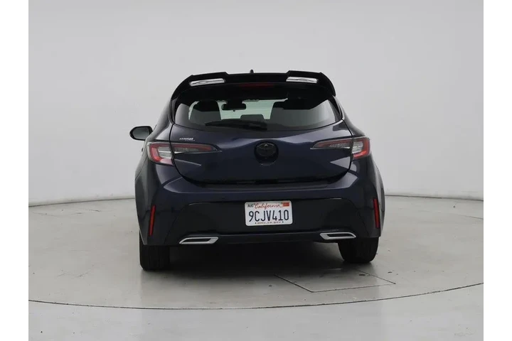 $23998 : Toyota Corolla Hatchback 202 image 6