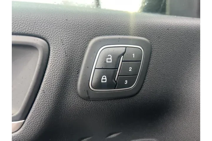 $19324 : Ford Escape 2020 AWD SEL 4dr image 8