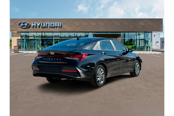 $19995 : Hyundai ELANTRA 2024 SEL 4dr image 7