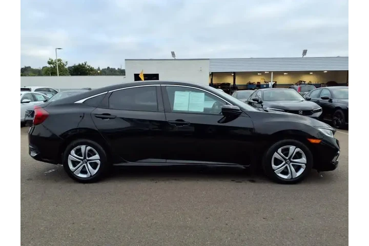 $14370 : Honda Civic 2020 LX 4dr Seda image 4