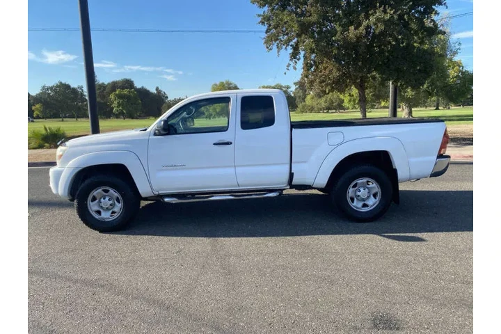 $14750 : 2006 Tacoma V6 image 5