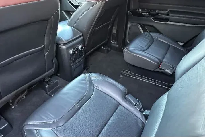 $36190 : Ford Explorer 2023 AWD Plati image 4