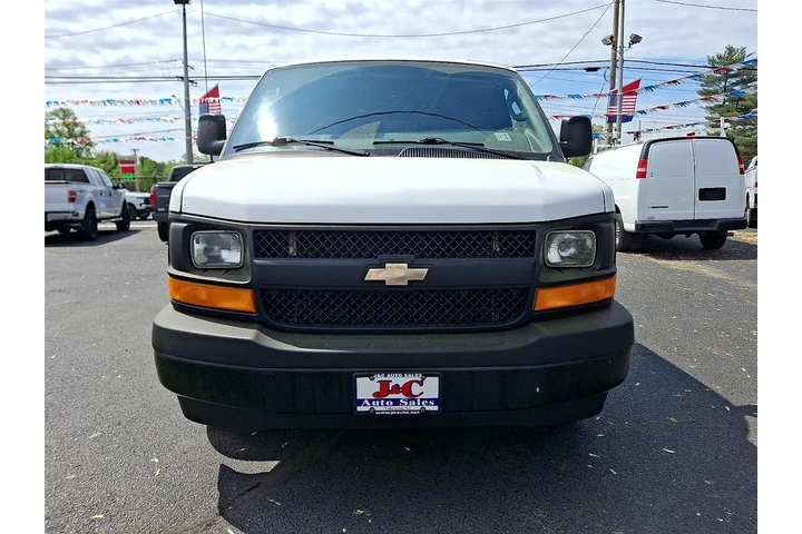 $16500 : 2017 Express 2500 Cargo image 2