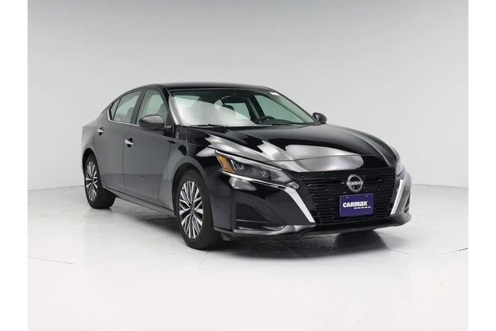 $21998 : Nissan Altima 2025 2.5 SV 4d image 1