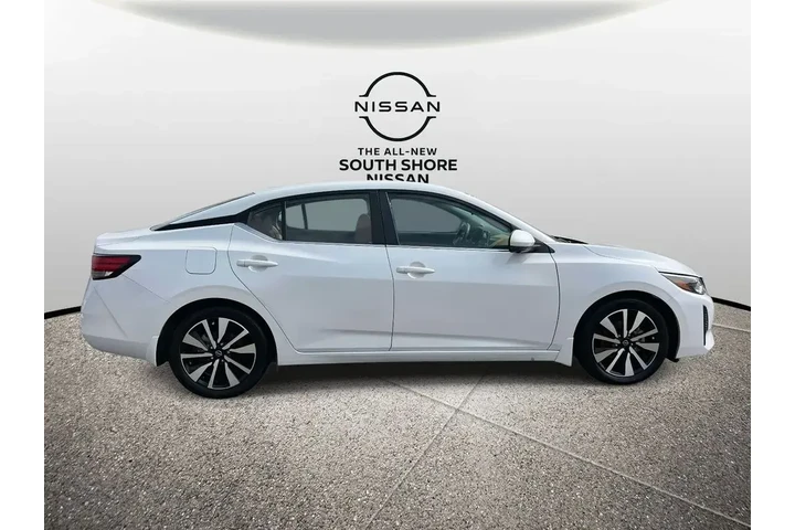 $17995 : Nissan Sentra 2025 SV 4dr Se image 5
