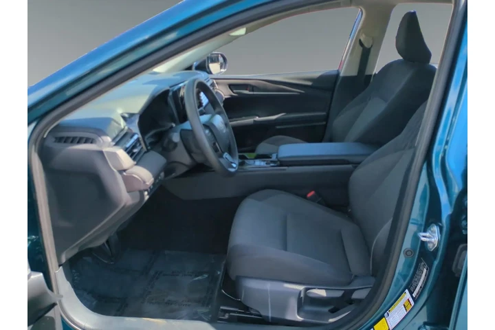 $29400 : Toyota Camry 2025 SE 4dr Sed image 9