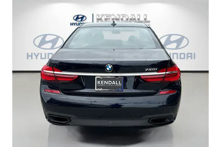 $29998 : BMW 7 Series 2019 750i 4dr S image 5