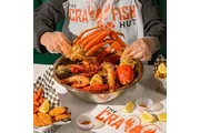 The Crawfish hut/ Now Hiring en Orange County